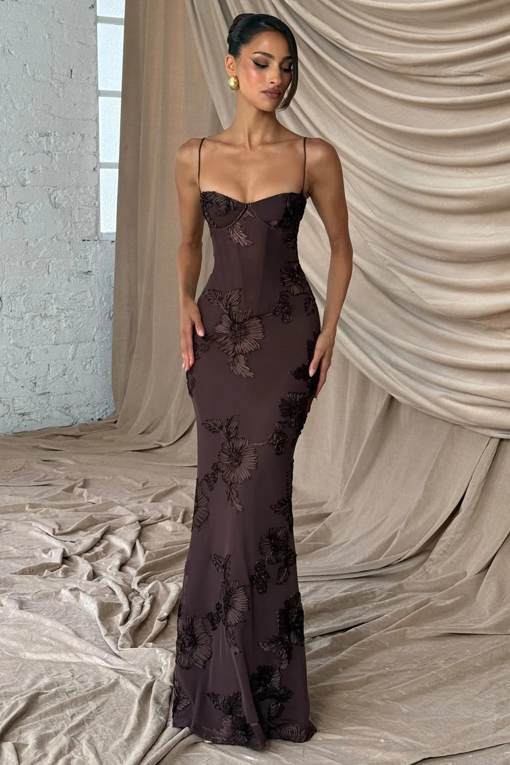 Women's SOERA Beatrice 3D Applique Tie-Back Prom Dress