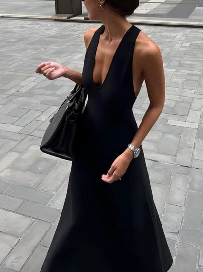 Women's SOERA Celeste Deep V-Neck Halter Maxi Dress
