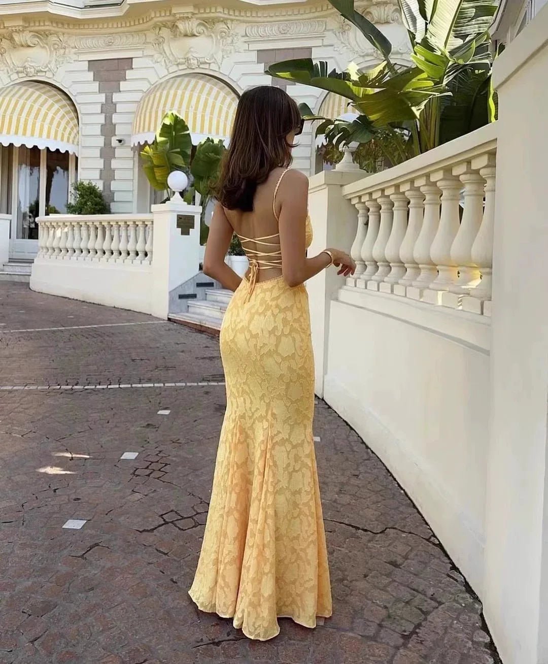 Women's Claire Lace-Up Back Fishtail Maxi Dress