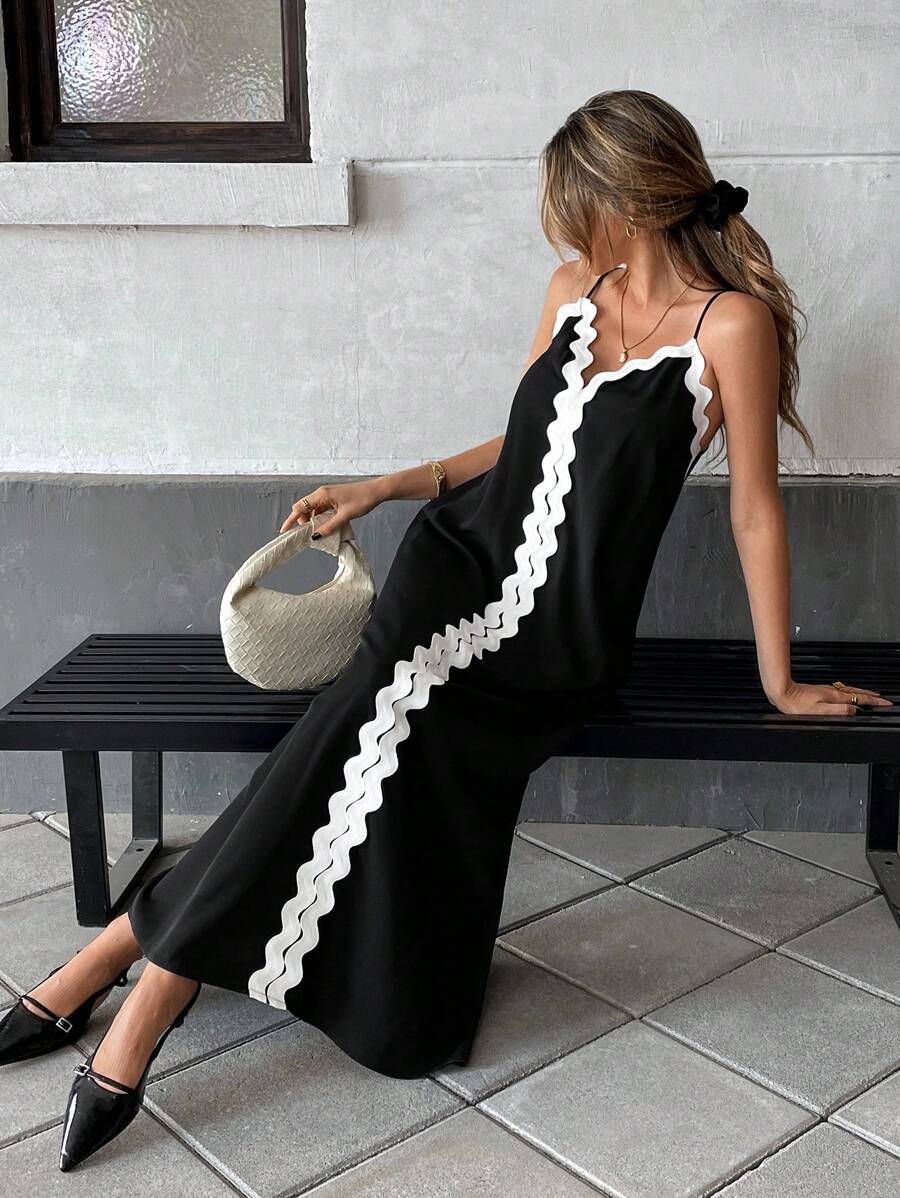 Women's SOERA Valentina Contrast Lace Open-Back Maxi Dress