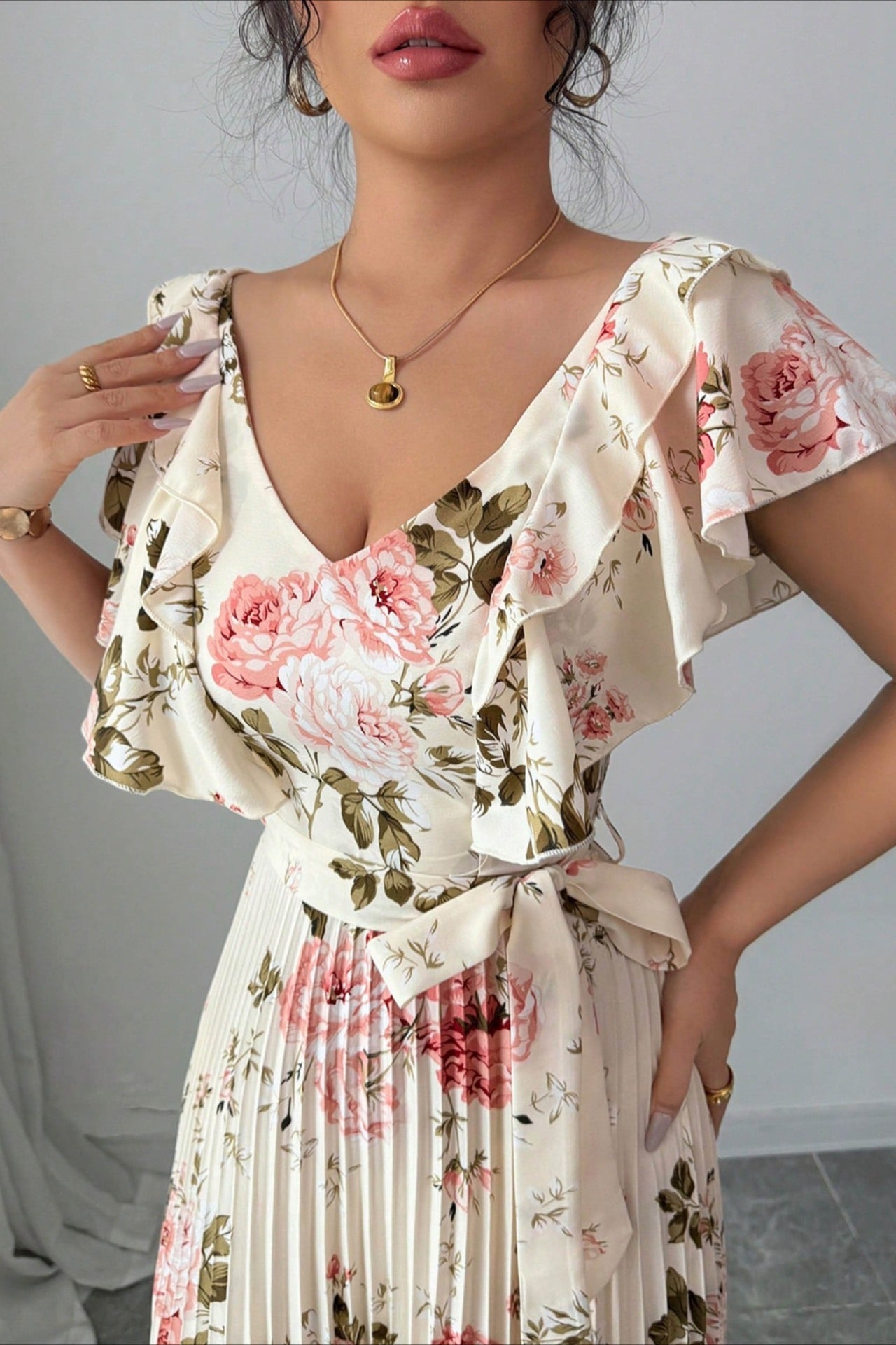 Women's Valentina Floral V-Neck Ruffle Sleeve Maxi Dress