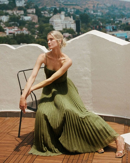 Women's SOERA Vivienne Pleated Sleeveless Maxi Dress