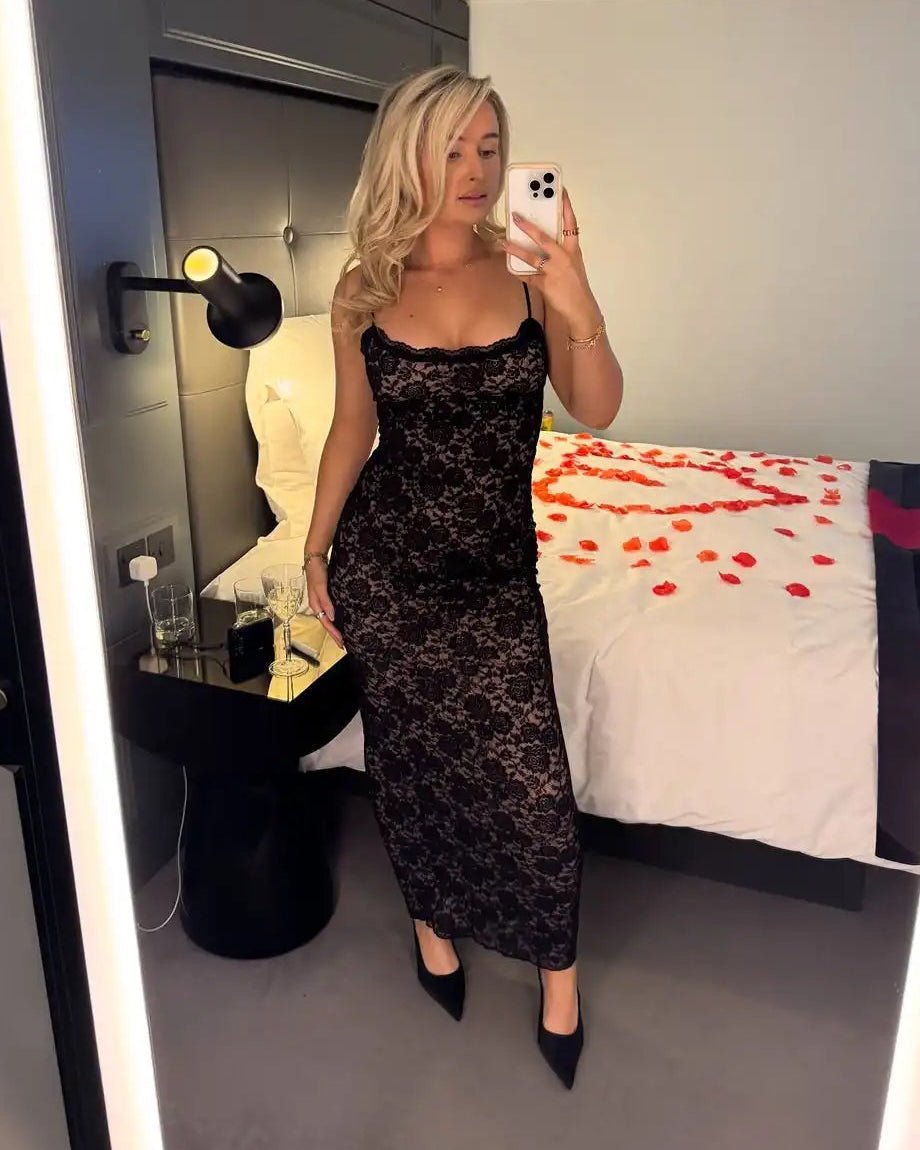 Women's SOERA Nina Off-Shoulder Lace Maxi Dress