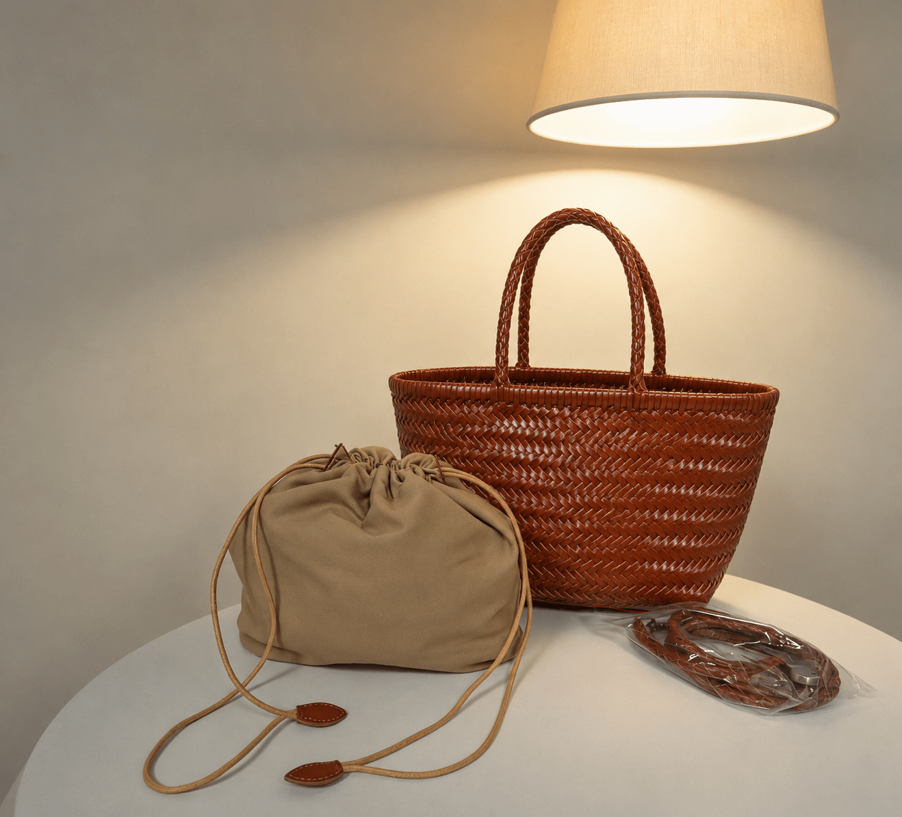 Women's Anais Handwoven Leather Tote Bag
