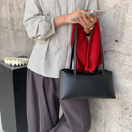 Women's SOERA Cilla Pillow Shoulder Tote Bag