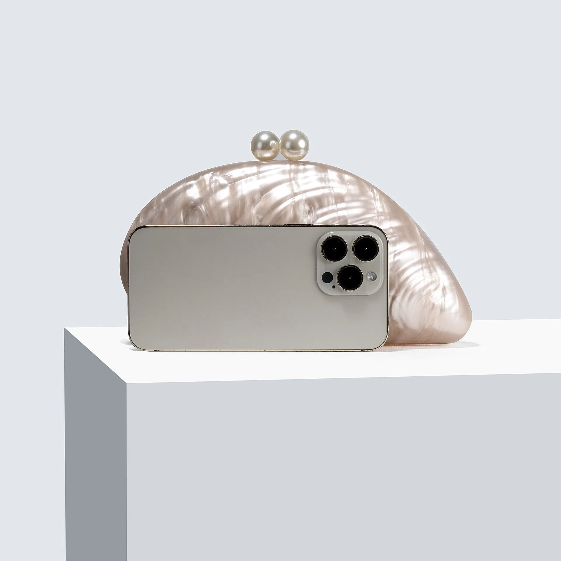 Women's SOERA Valentina Shell-Shaped Clutch Purse
