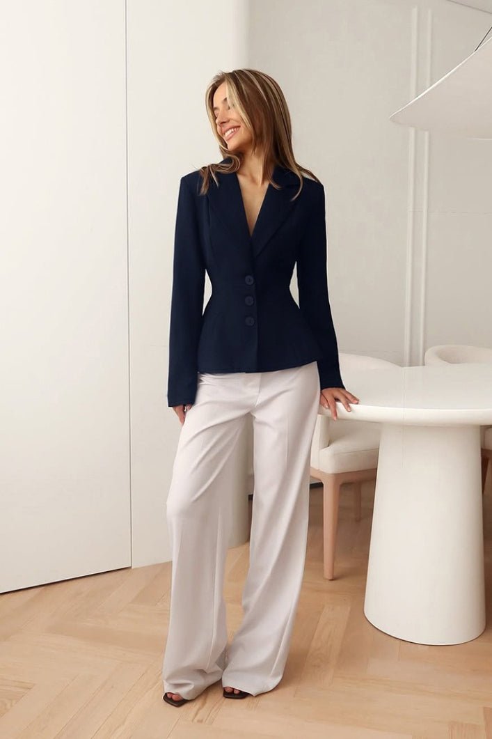 Women's SOERA Vivienne Fitted V-Neck Padded Shoulder Blazer